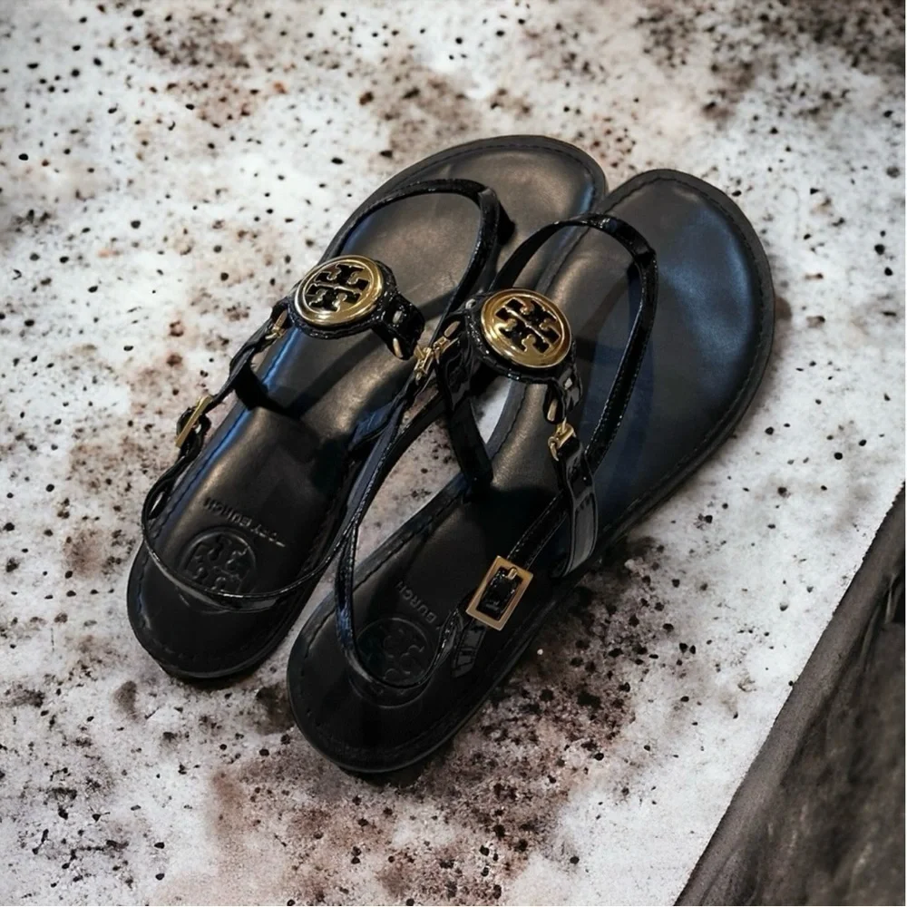 Tory Burch Ali Sandals Black patent leather w/gold insignia Gorgeous! Vintage.
